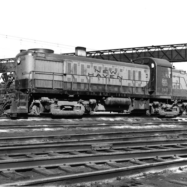 Fireman's side view of DERS-2c  (RS-3)  #560, delivery scheme, at Cedar Hill