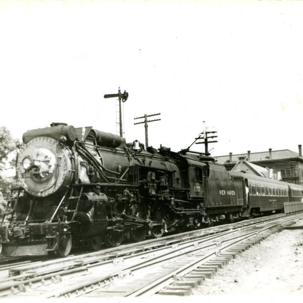 3/4 VIEW FIREMANS SIDE WITH CONSIST