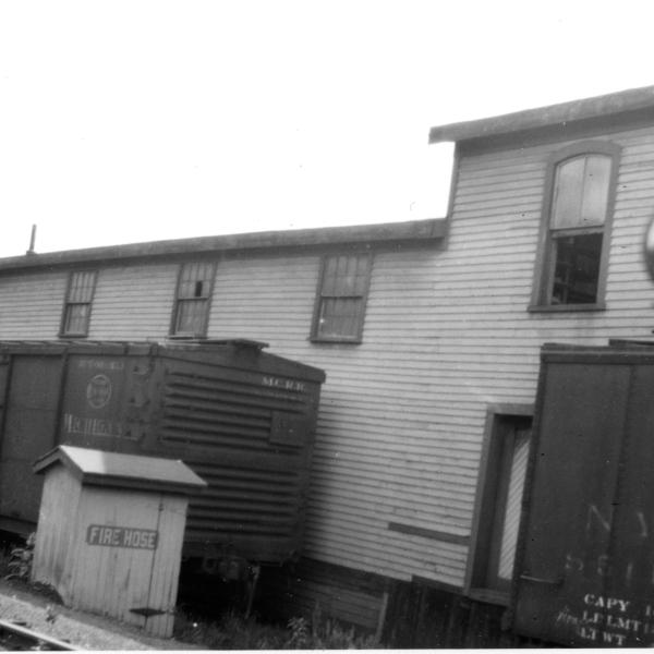 Frieght House with two boxcars for loading / unloading