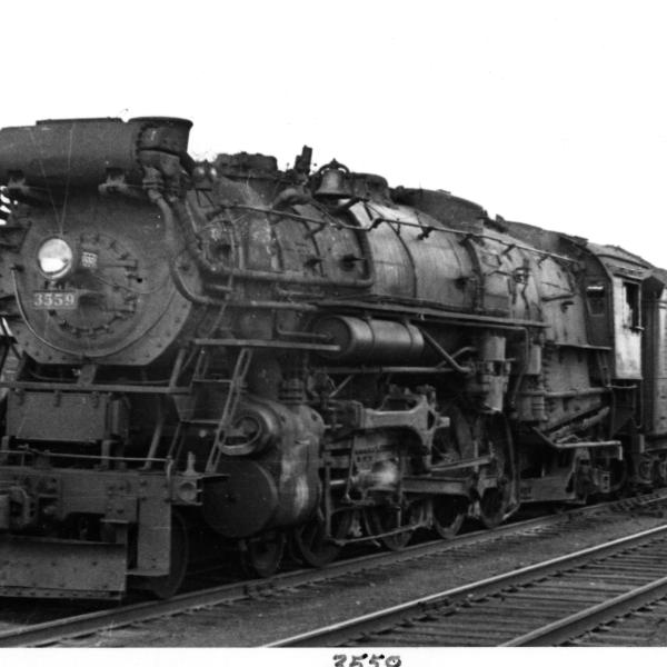 New Haven R3-a #3559 at Readville, MA showing side pumps on fireman's side