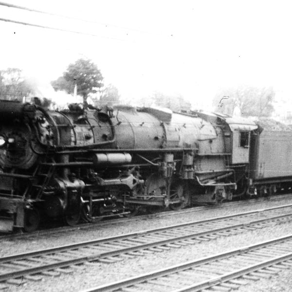 Locomotive #3552.