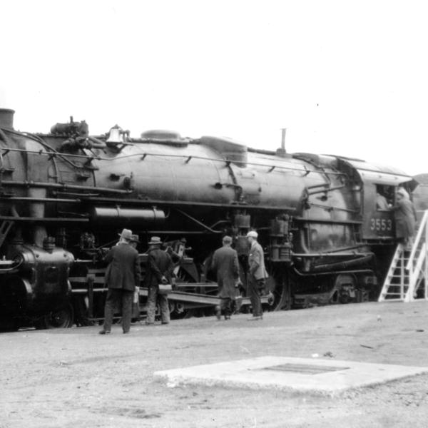 Locomotive #3553.