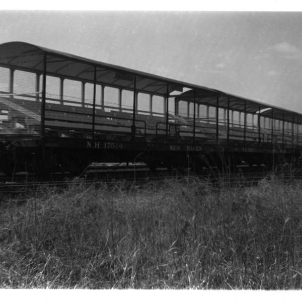New Haven Boat Race cars showing bleacher system; 3/4 view, made form 17000 series flat cars